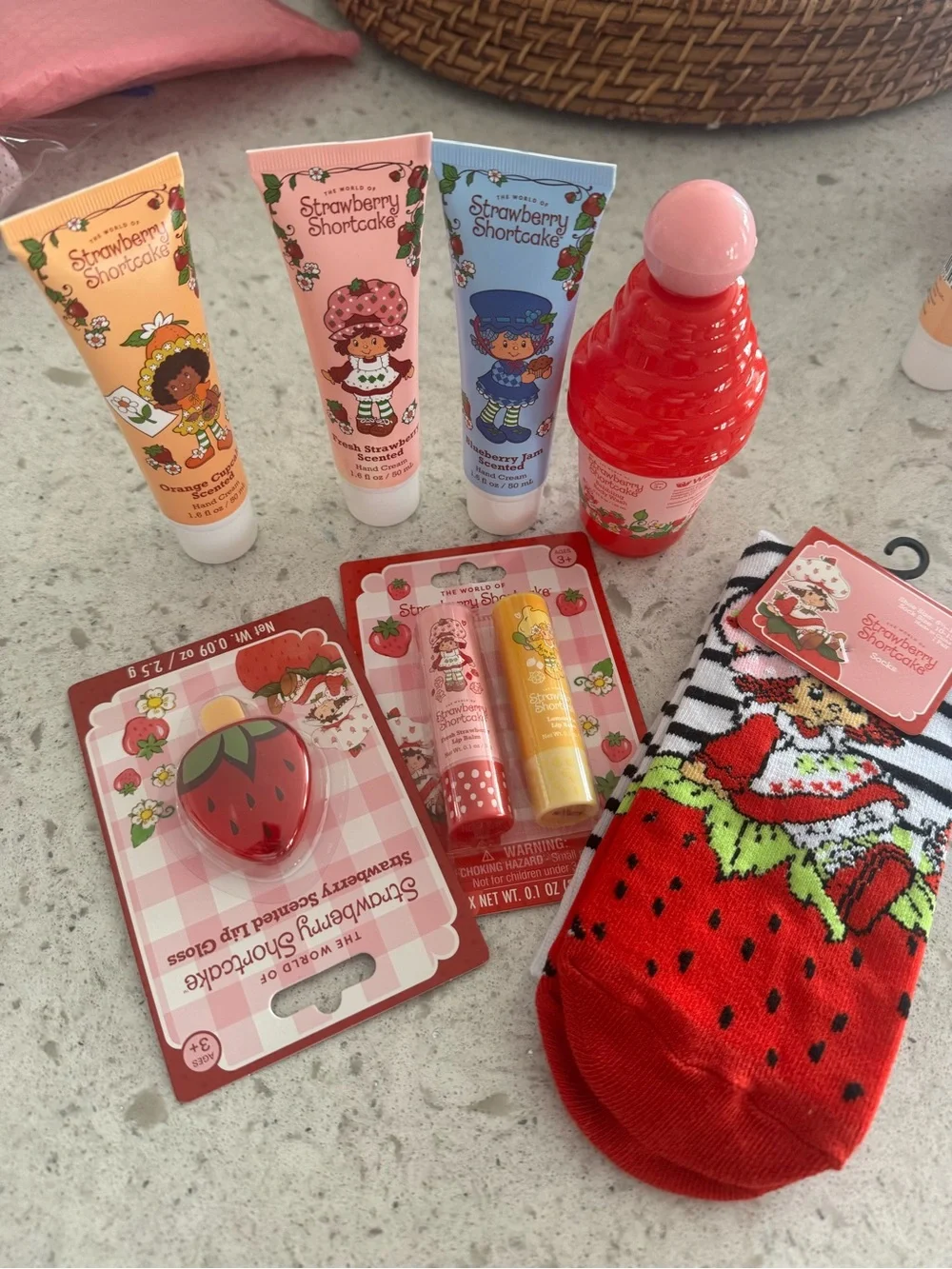 🍓 Strawberry Shortcake Beauty & Accessories Bundle – NEW! 8 Pieces